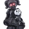 Gothic Puppe Mit Roten LED Augen 1 Gothic Puppe Mit Roten LED Augen -Halloween Totenköpfe Verkäufe spooky doll mit roten led augen schwarze gothic puppe halloween deko 36339